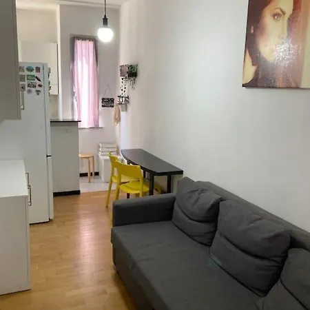 דירה Lomellina House מילאנו